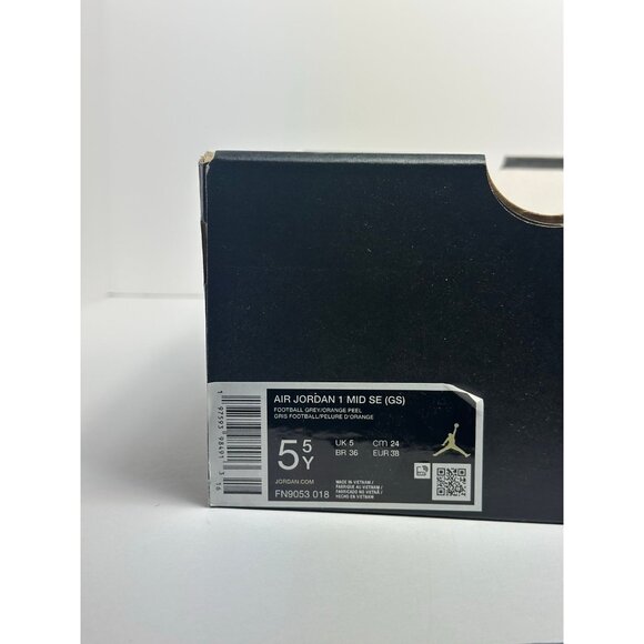 Air Jordan 1 Mid SE Gatorade Pack GS FN9053-018 Football Grey/Orange 5.5Y - Picture 5 of 6